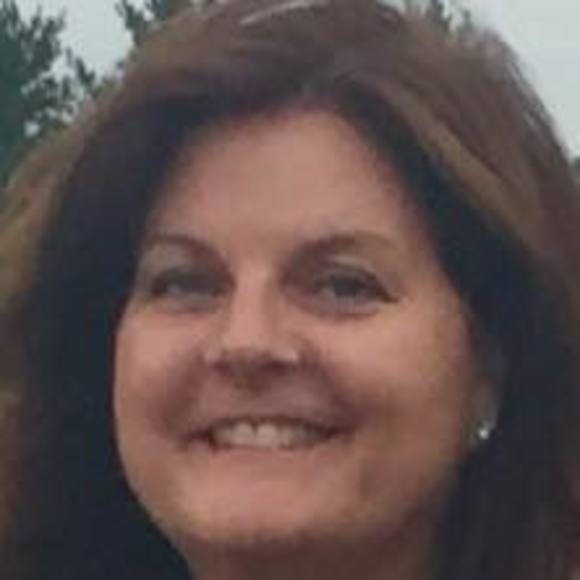 Meet your Posher, Julie - Picture 1 of 1